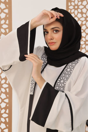 Black Arabic Shrug Abaya