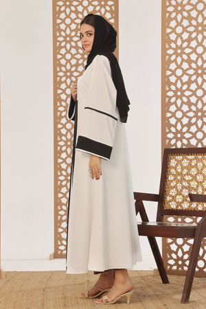 Black Arabic Shrug Abaya