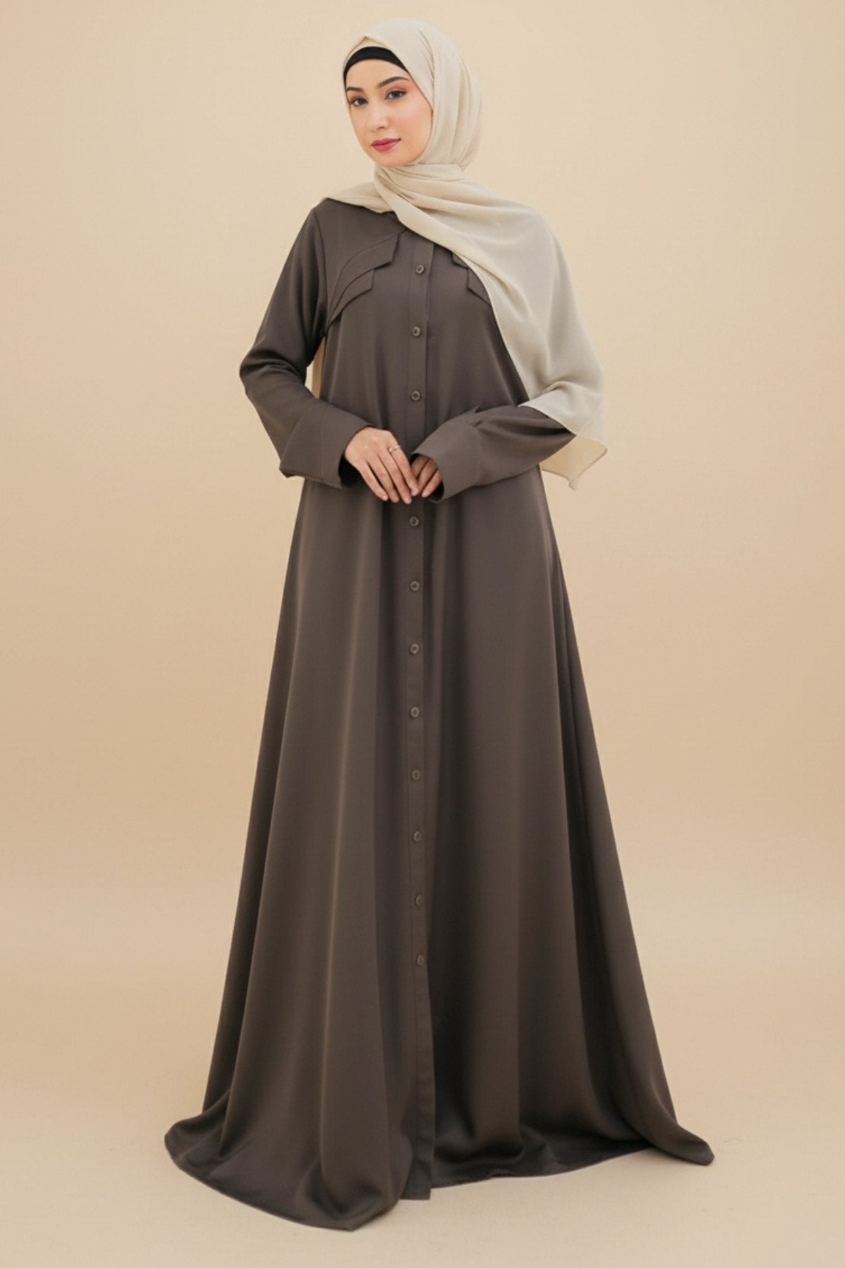 Black Lapel Abaya