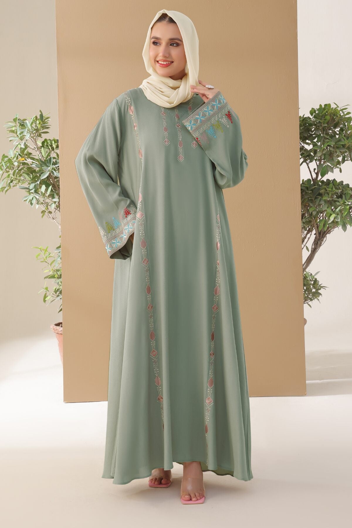 Iceberg Crepe Abaya