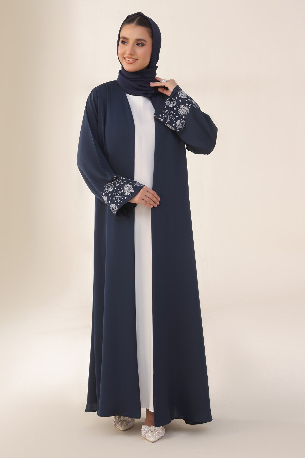 Seashell Embroidered Abaya
