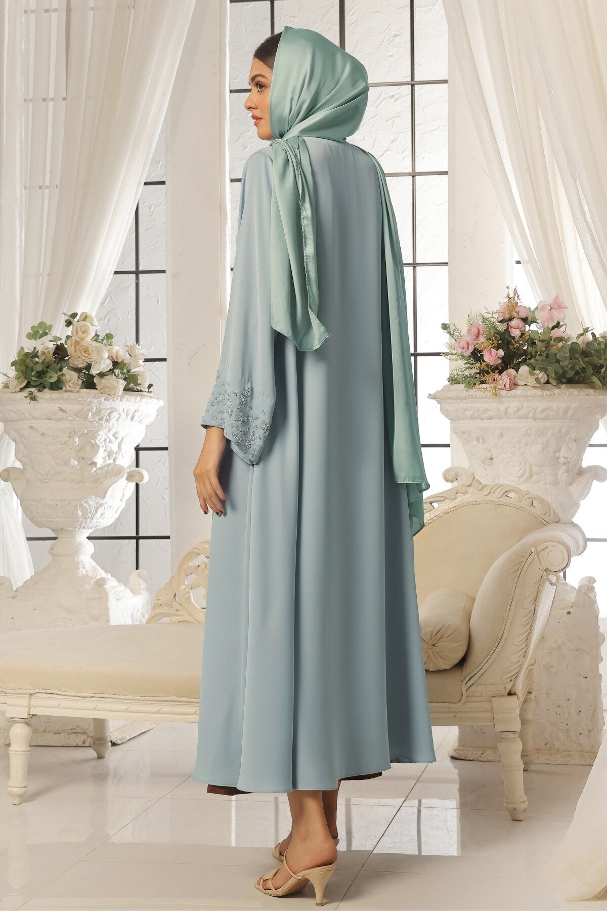 Ceramic Beaded Abaya