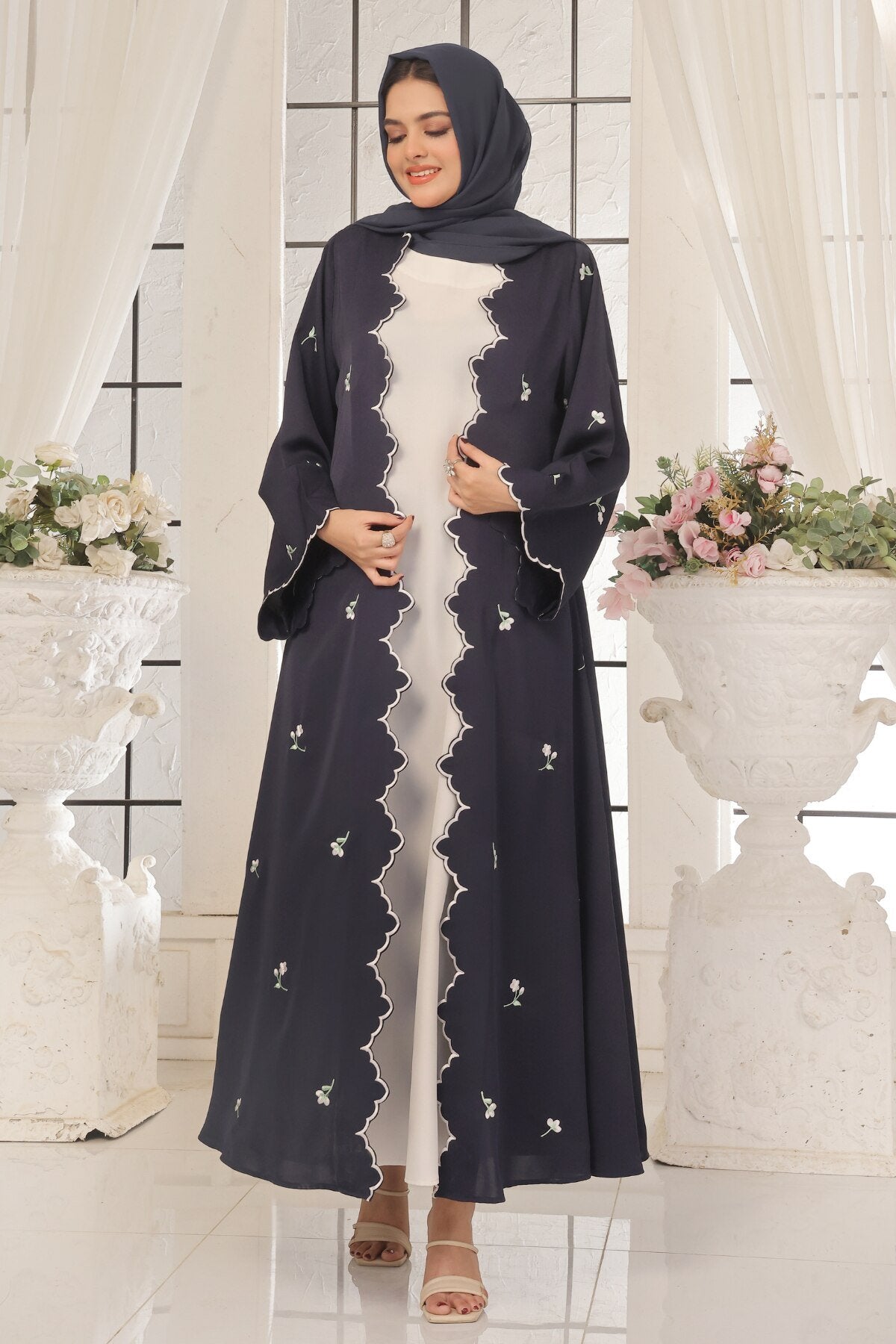 Wave Black Embroidered Abaya